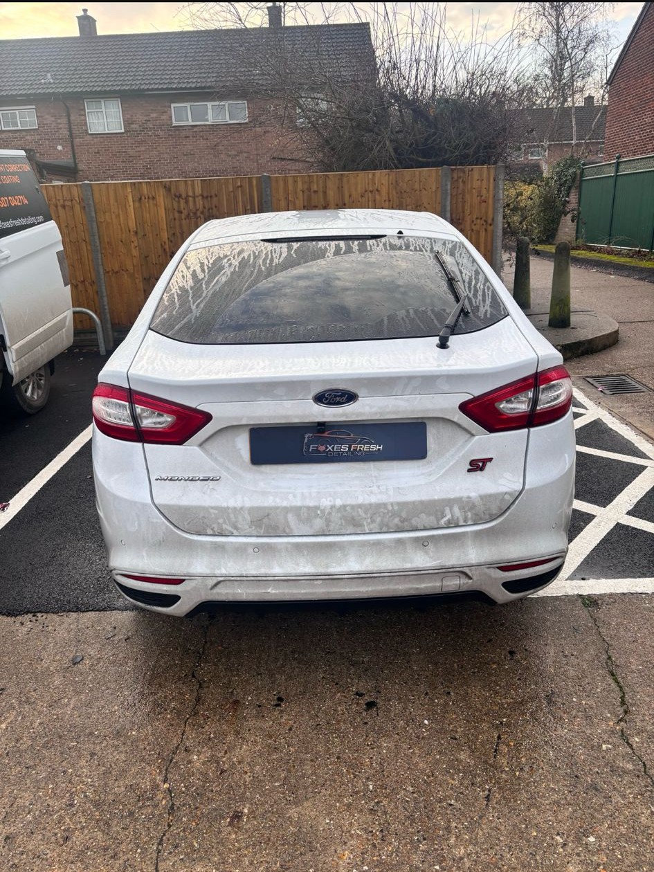 Ford Mondeo ST exterior wash and seal – before detailing